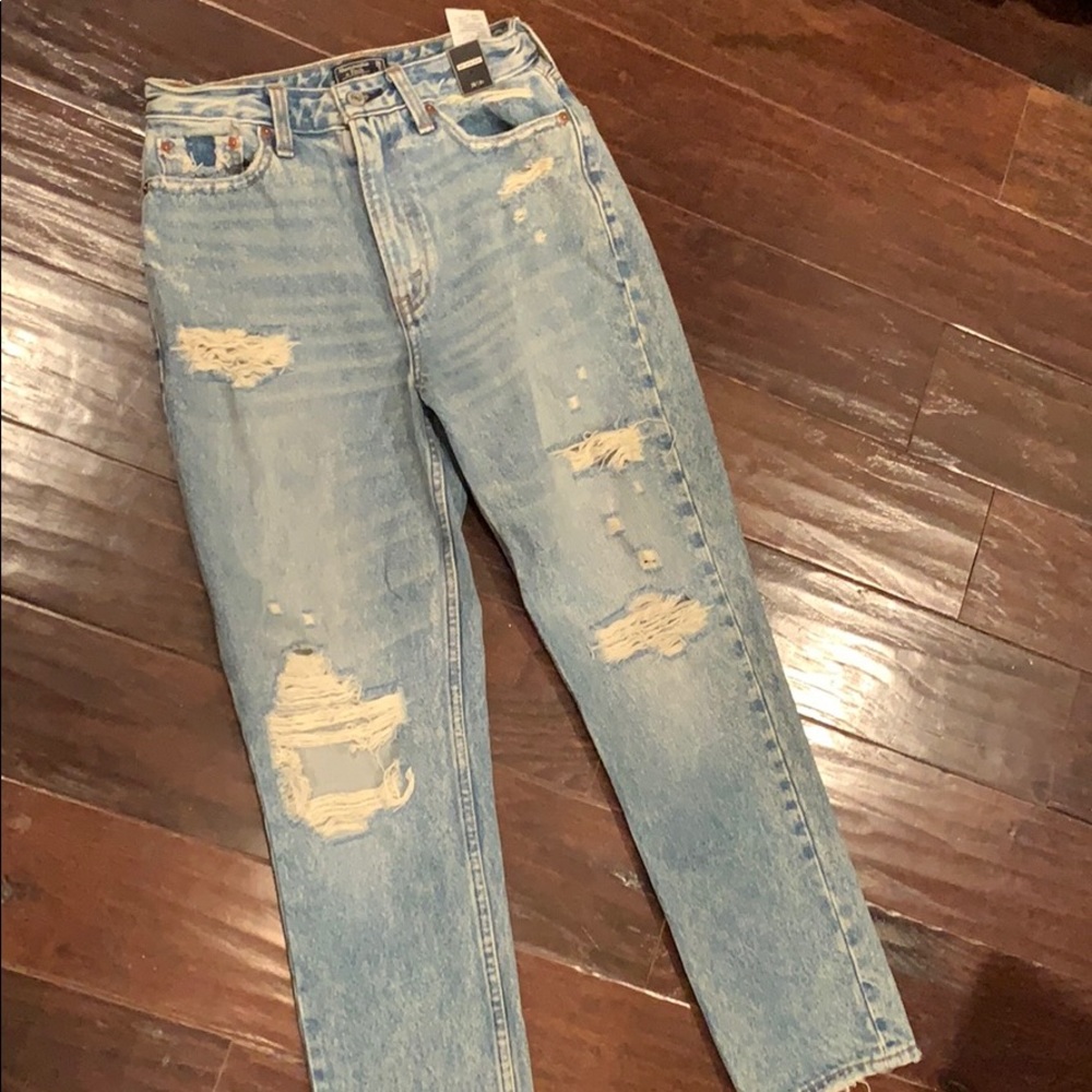 Ripped boyfriend jeans
